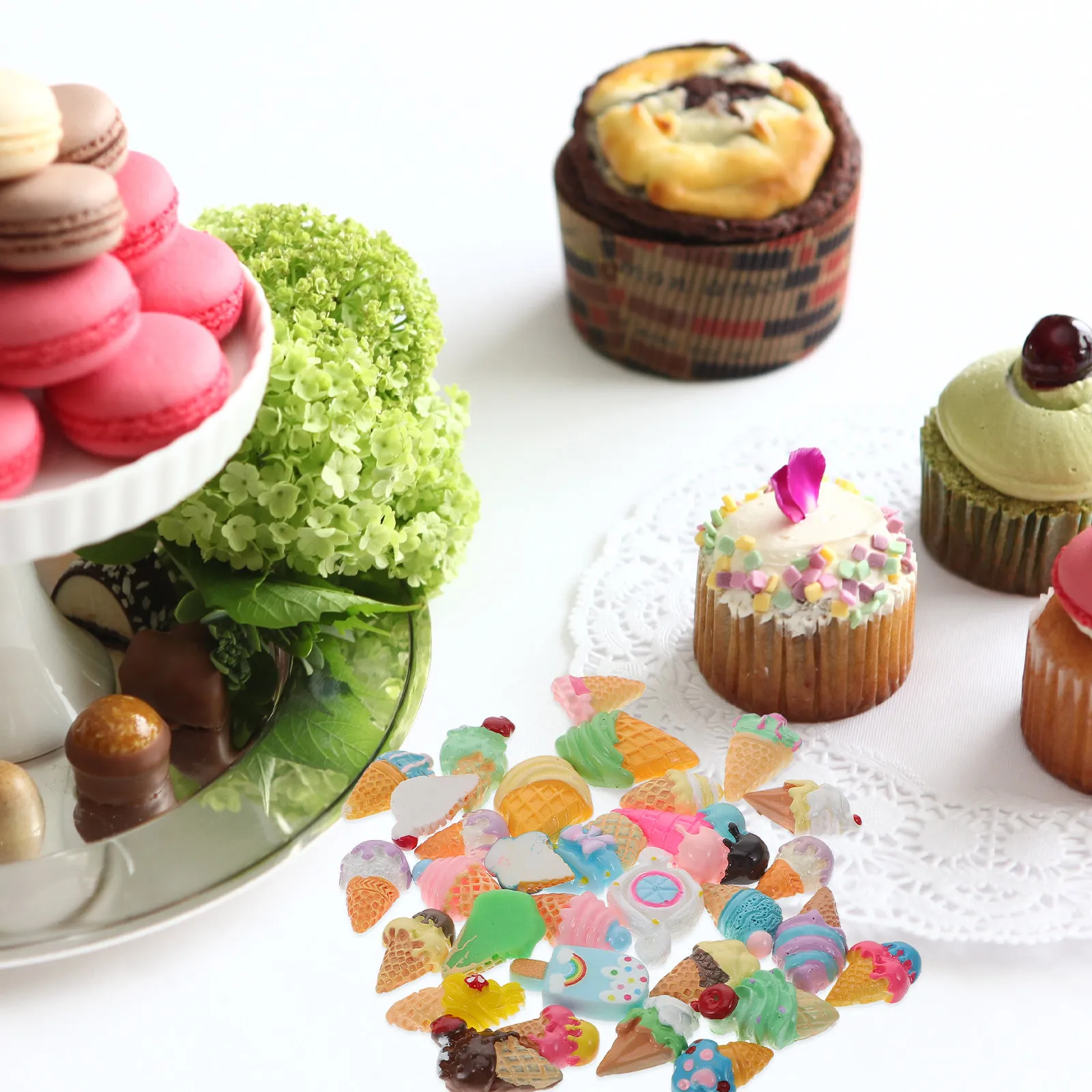 30 шт. плоских подвесок из смолы в форме мороженого, идеального размера для изготовления украшений, скрапбукинга, чехлов для телефонов, аксессуаров для волос и декора
30 шт. плоских подвесок из смолы в форме мороженого, идеального размера для изготовления украшений, скрапбукинга, чехлов для телефонов, аксессуаров для волос и декора