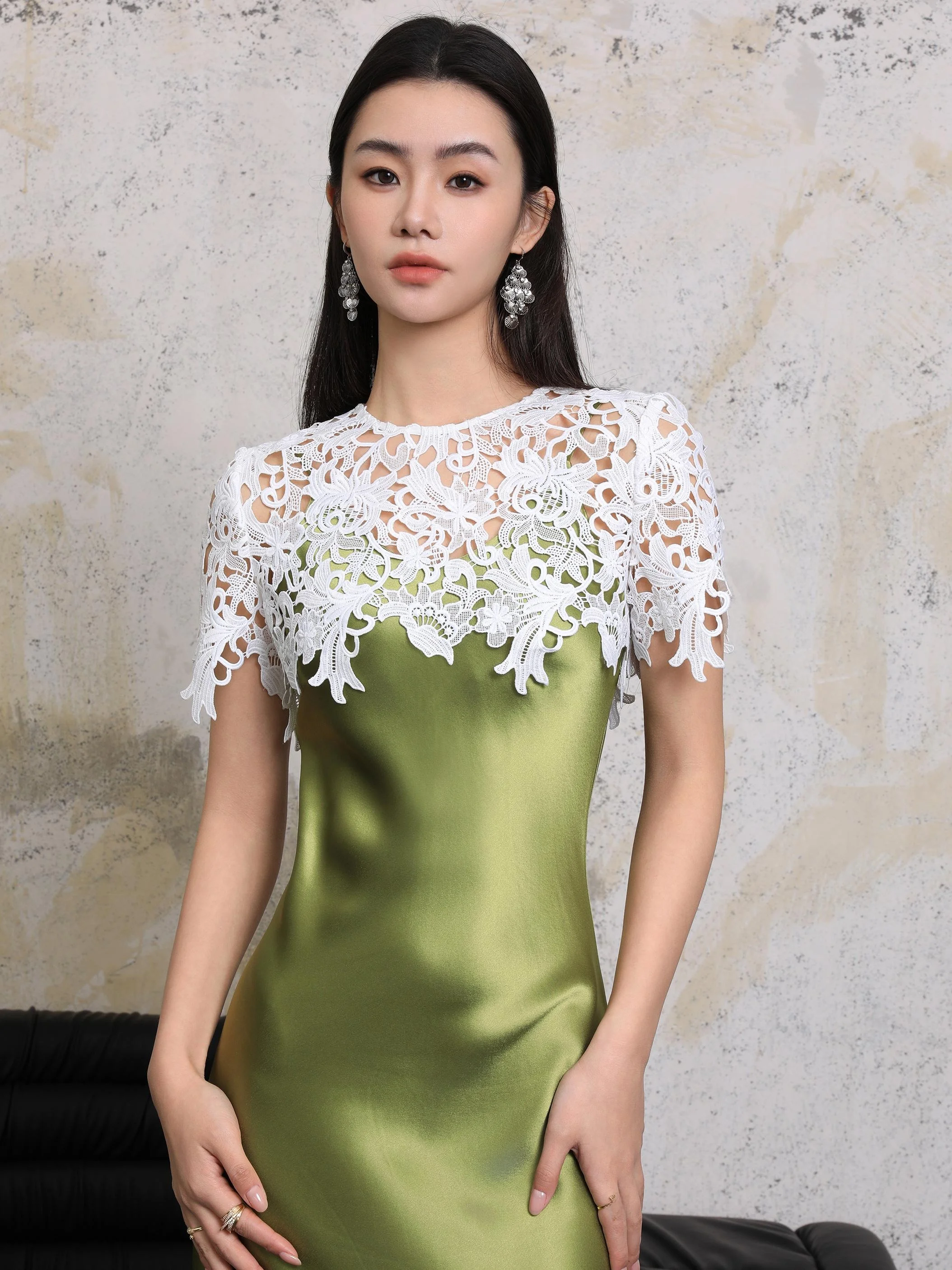 Maxmay Lace Shoulder Wrap Outer Shirt Hollow out See through Women's High End Summer Match with Halter Dress Outer Cover
Maxmay Lace Shoulder Wrap Outer Shirt Hollow out See through Women's High End Summer Match with Halter Dress Outer Cover