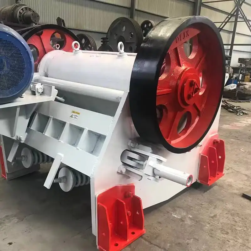 Iron Ore Basalt Large And Small Mining Stones Mobile Jaw Crusher Gold River Pebbles Calcite
Iron Ore Basalt Large And Small Mining Stones Mobile Jaw Crusher Gold River Pebbles Calcite