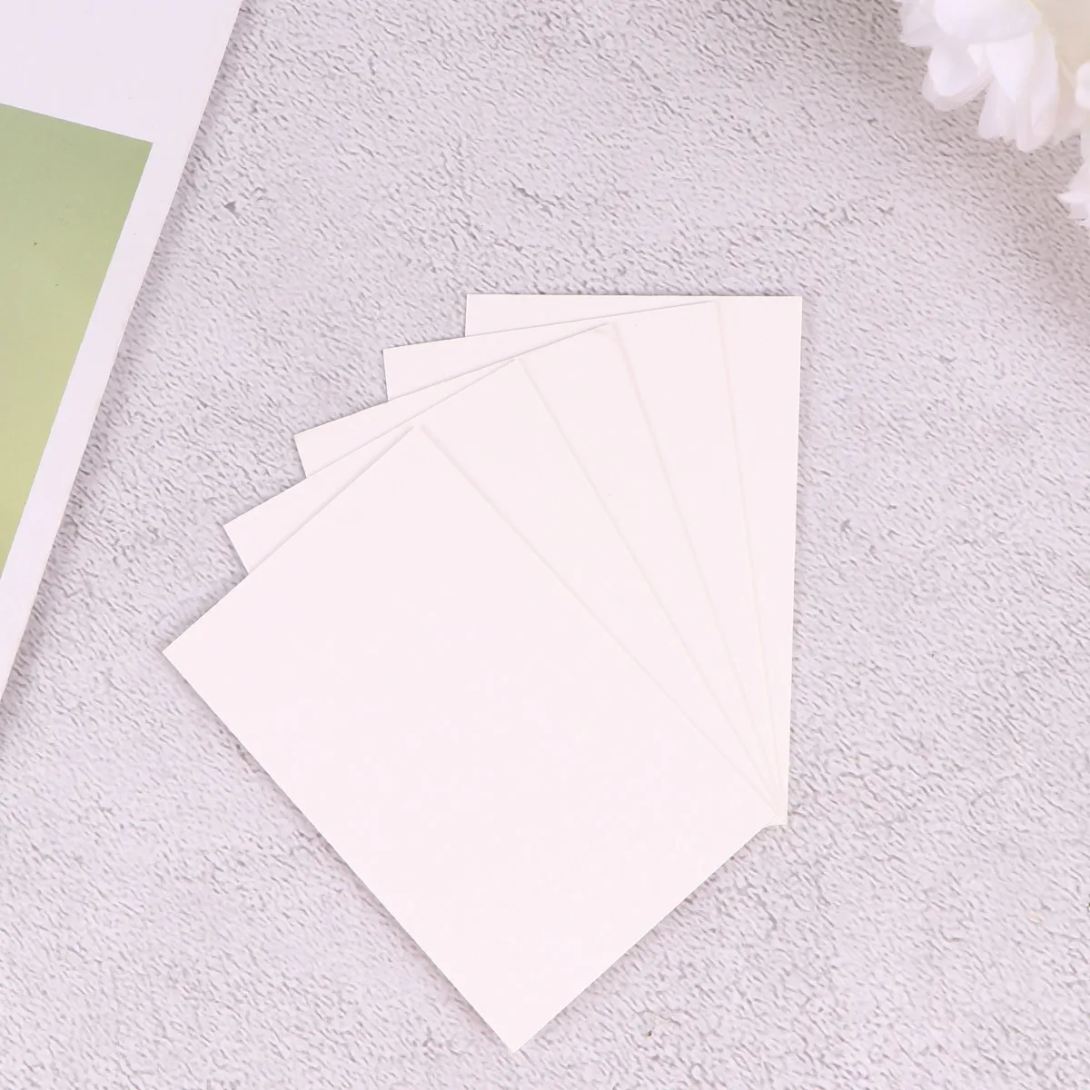 200Pcs English Word Cards Blank Paper Cards for Baking Tips Graffiti Drawing Bookmark Word Recognition Scrapbook Classical Style
200Pcs English Word Cards Blank Paper Cards for Baking Tips Graffiti Drawing Bookmark Word Recognition Scrapbook Classical Style