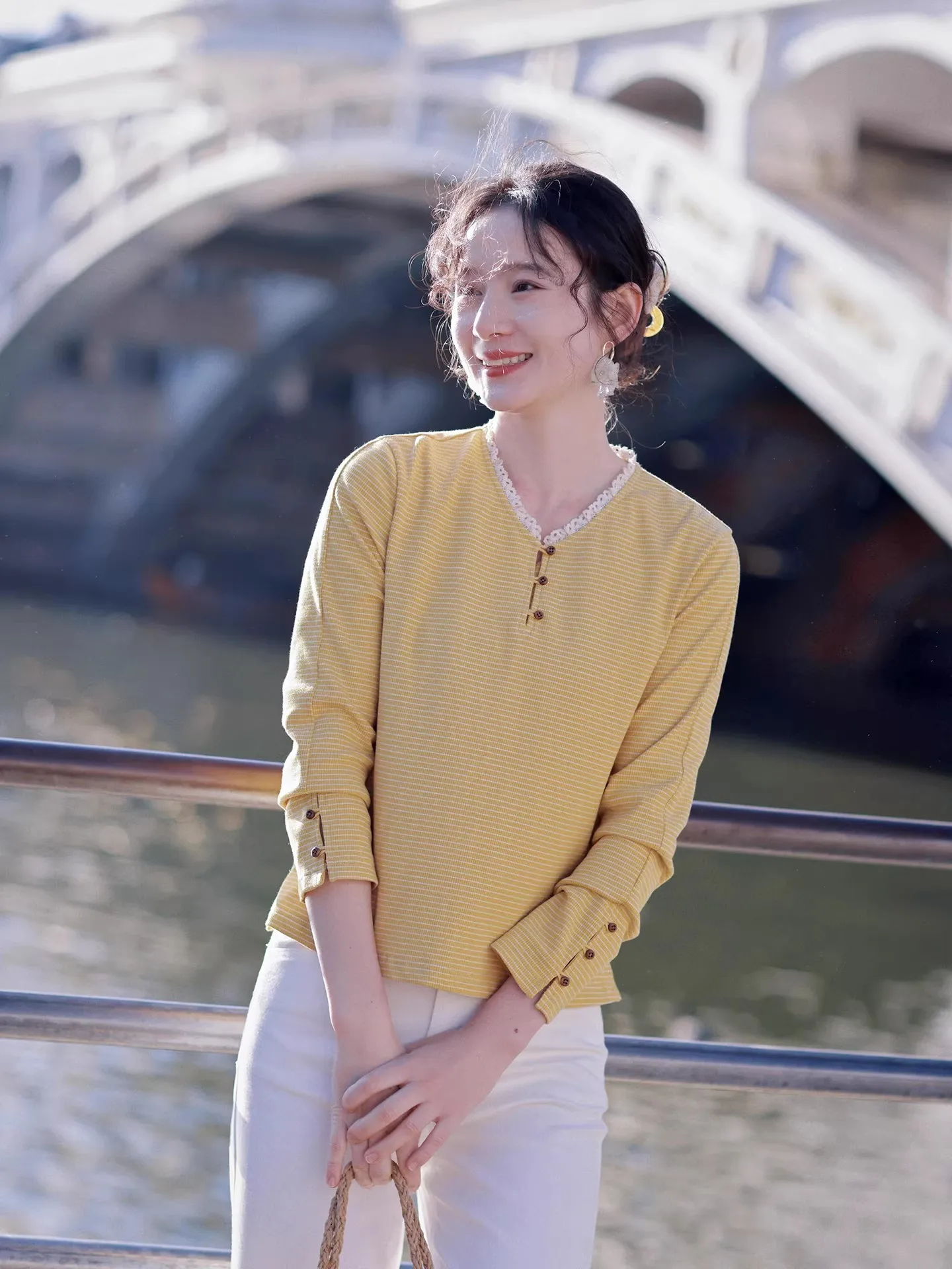 Yellow Striped Cotton Long Sve Women's T-irt Spring 2026 Casual Loose Fit Breathable Sweat Absorbent V-ne Top
Yellow Striped Cotton Long Sve Women's T-irt Spring 2026 Casual Loose Fit Breathable Sweat Absorbent V-ne Top