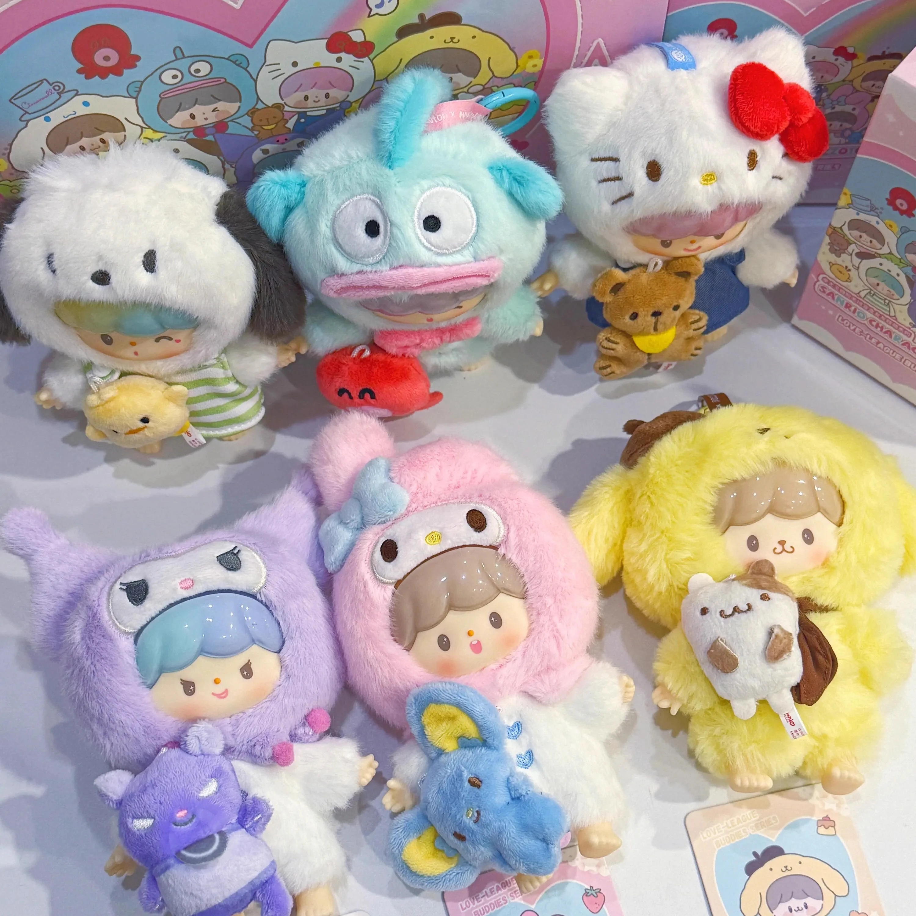 Подлинные персонажи Sanrio Zzoton Love-League Buddies серии виниловая плюшевая глухая коробка Hellokitty Kuromi плюшевая подвеска милый детский подарок
Подлинные персонажи Sanrio Zzoton Love-League Buddies серии виниловая плюшевая глухая коробка Hellokitty Kuromi плюшевая подвеска милый детский подарок