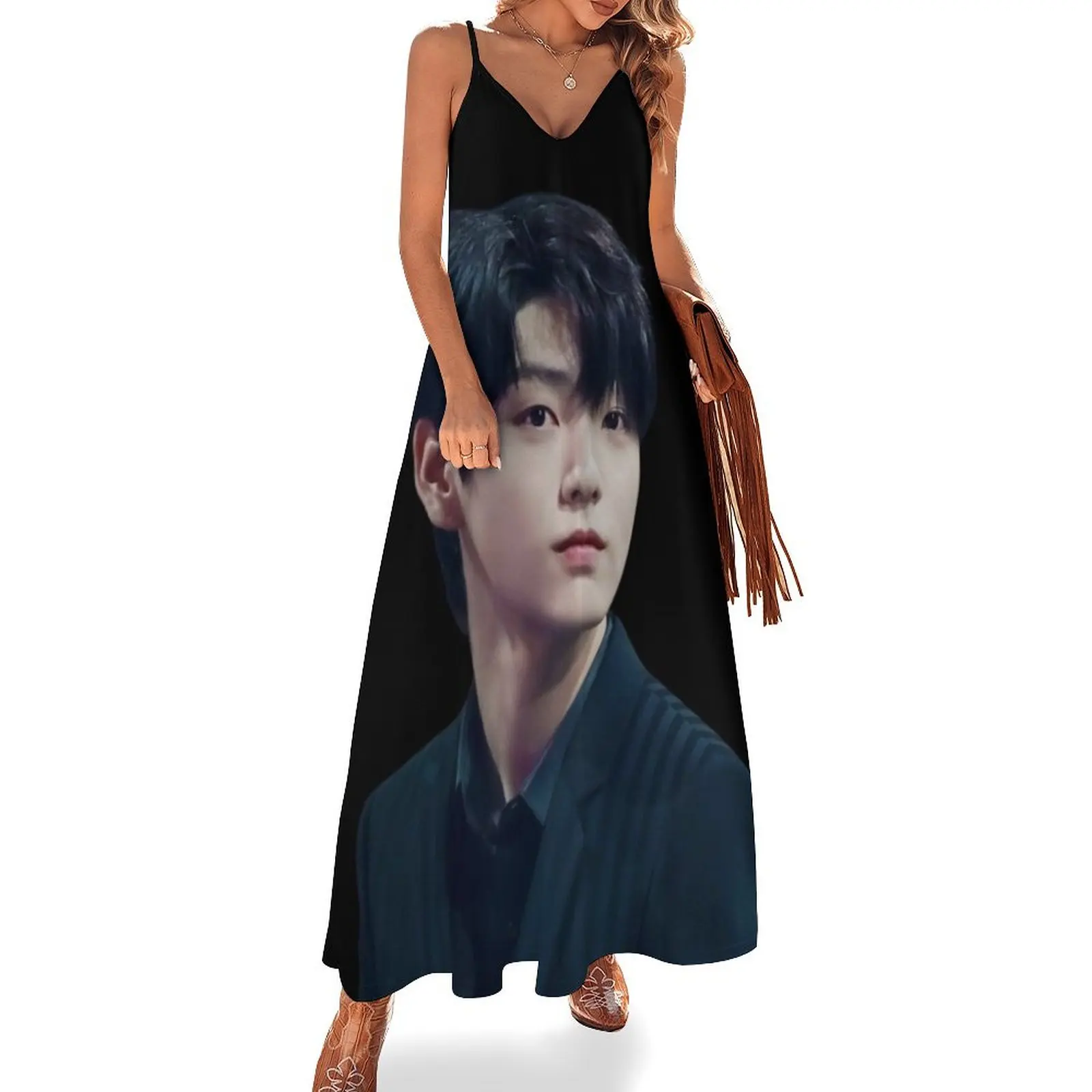 Choi Soobin - V1 Sleeveless Dress bandage dress summer dresses women 2025 Dresses for wedding party Dress
Choi Soobin - V1 Sleeveless Dress bandage dress summer dresses women 2025 Dresses for wedding party Dress