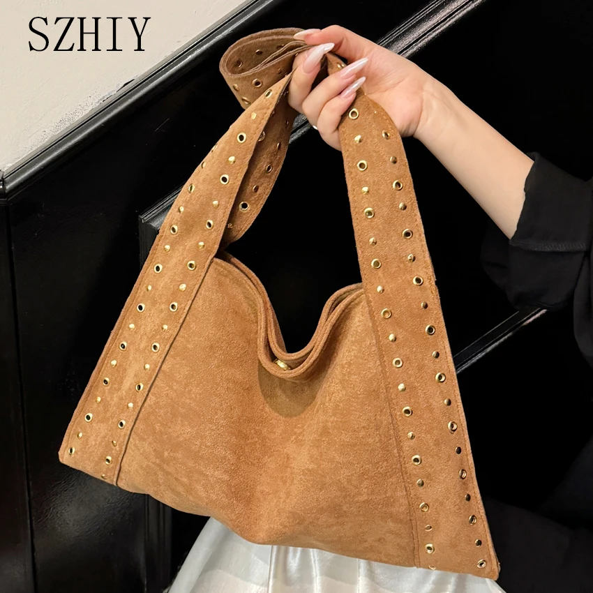 Сумка на плечо с заклепками в стиле ретро, женская универсальная сумка с карманом под мышками, роскошная дизайнерская сумка на плечо в стиле панк, замшевая сумка Bolsa Mujer
Сумка на плечо с заклепками в стиле ретро, женская универсальная сумка с карманом под мышками, роскошная дизайнерская сумка на плечо в стиле панк, замшевая сумка Bolsa Mujer
