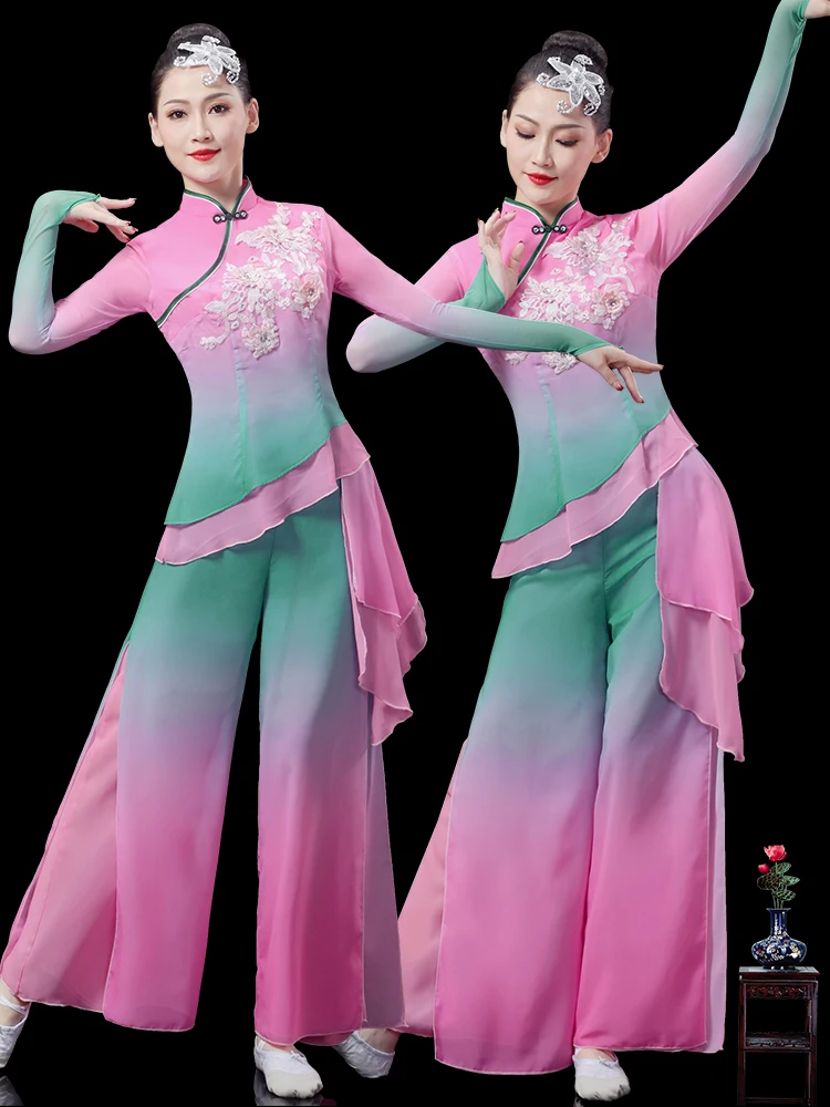 Classical Dance Costume Fan Square Dance Ethnic Rice Crop Dance Performance Clothing New Style Tewnjerll Polyester Ladies' Tr...
Classical Dance Costume Fan Square Dance Ethnic Rice Crop Dance Performance Clothing New Style Tewnjerll Polyester Ladies' Tr...