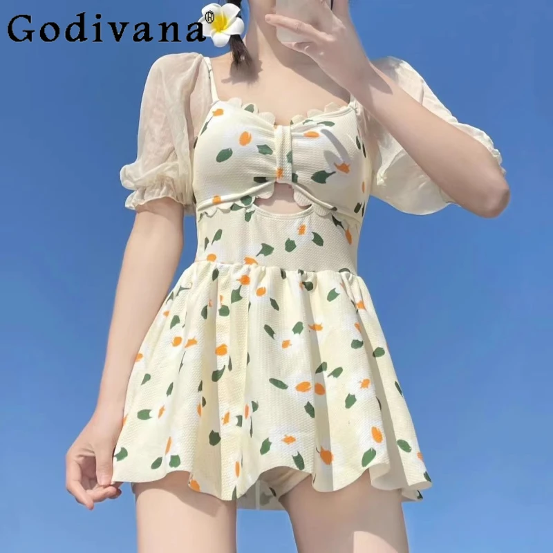 One-piece Swimsuit Girl Cute Print Square Collar 2025 New Recommendation Short Sleeve Sexy Conservative Vacation Dress Swimwear
One-piece Swimsuit Girl Cute Print Square Collar 2025 New Recommendation Short Sleeve Sexy Conservative Vacation Dress Swimwear