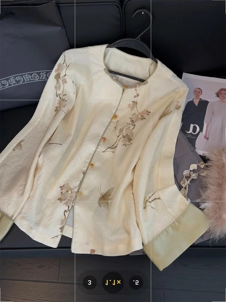 New Chinese Sle Satin Texture Button round Ne Long Sve Floral Embroidery Versatile Women's Outerwear Spring Autumn
New Chinese Sle Satin Texture Button round Ne Long Sve Floral Embroidery Versatile Women's Outerwear Spring Autumn