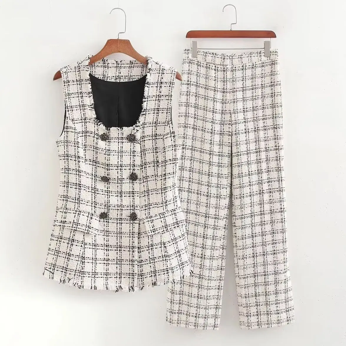KONDALA 2024 Chic Plaid Casual Fall Women Suit Double Breast Sheath Vest Blazer+Long Straight Split Pants Fashion Vintage Suits
KONDALA 2024 Chic Plaid Casual Fall Women Suit Double Breast Sheath Vest Blazer+Long Straight Split Pants Fashion Vintage Suits