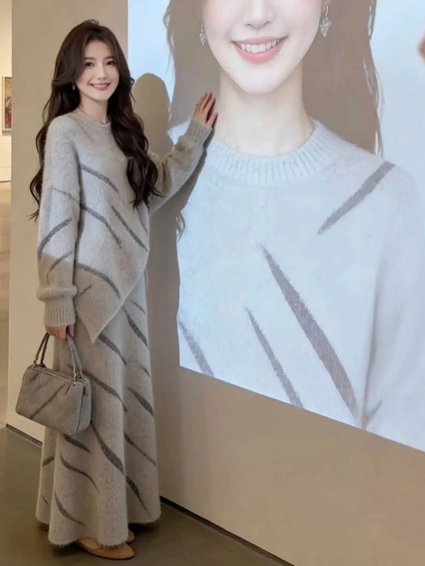 Lazy Sle Women's round Ne Slimming Top And Skirt Set Spring New Color Colion High Waist Skirt Faionable Two-Pie...
Lazy Sle Women's round Ne Slimming Top And Skirt Set Spring New Color Colion High Waist Skirt Faionable Two-Pie...