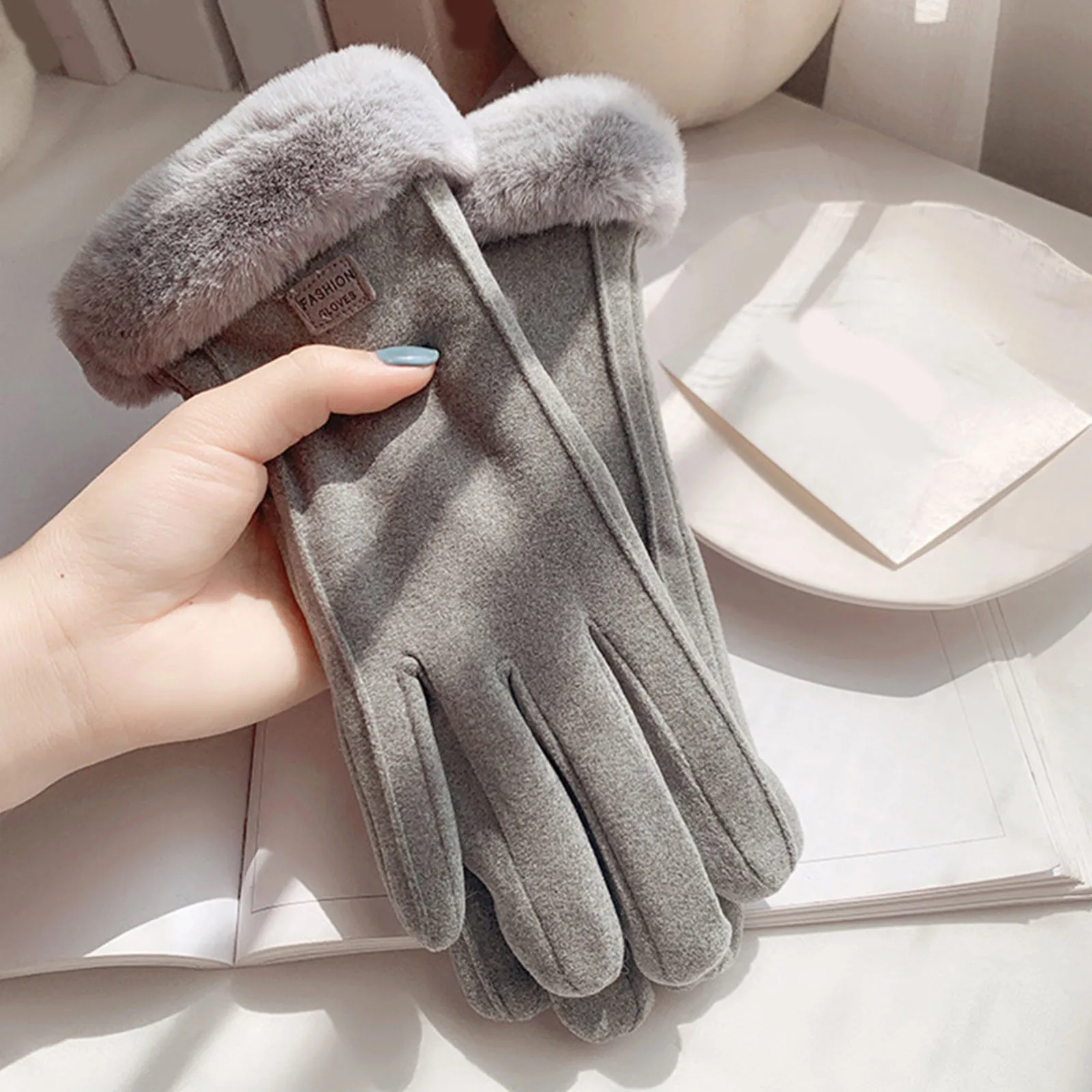 Pink Warm Gloves Autumn Winter Cute Furry Mitts Full Finger Mittens Women Outdoor Sport Female Screen Vantage Windproof Gloves
Pink Warm Gloves Autumn Winter Cute Furry Mitts Full Finger Mittens Women Outdoor Sport Female Screen Vantage Windproof Gloves