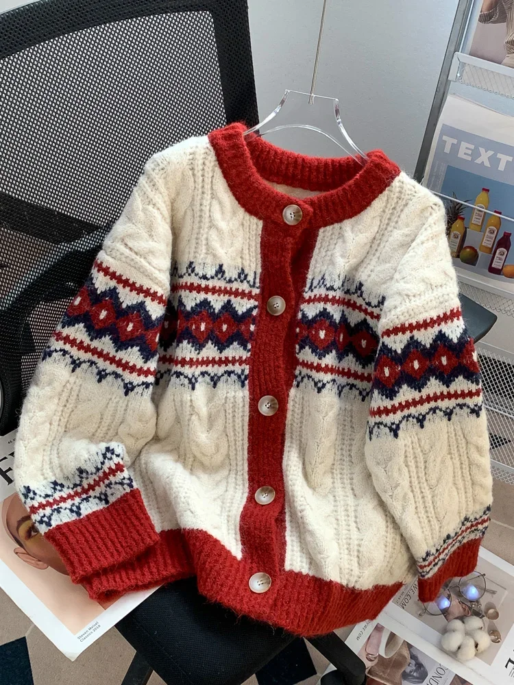 Retro Christmas Knitwear Loose O-neck Sweater Jacket Women's Autumn Clothes Casual Contrast Knitted Cardigan Top Female Clothing
Retro Christmas Knitwear Loose O-neck Sweater Jacket Women's Autumn Clothes Casual Contrast Knitted Cardigan Top Female Clothing