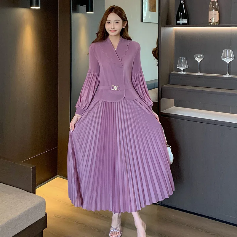 Miyake Folds 2026 Spring and Fall New Fashion Suit Collar Lantern Sleeve Pleated Skirt Waisted Peplum Minimalist Dresses Pleat
Miyake Folds 2026 Spring and Fall New Fashion Suit Collar Lantern Sleeve Pleated Skirt Waisted Peplum Minimalist Dresses Pleat