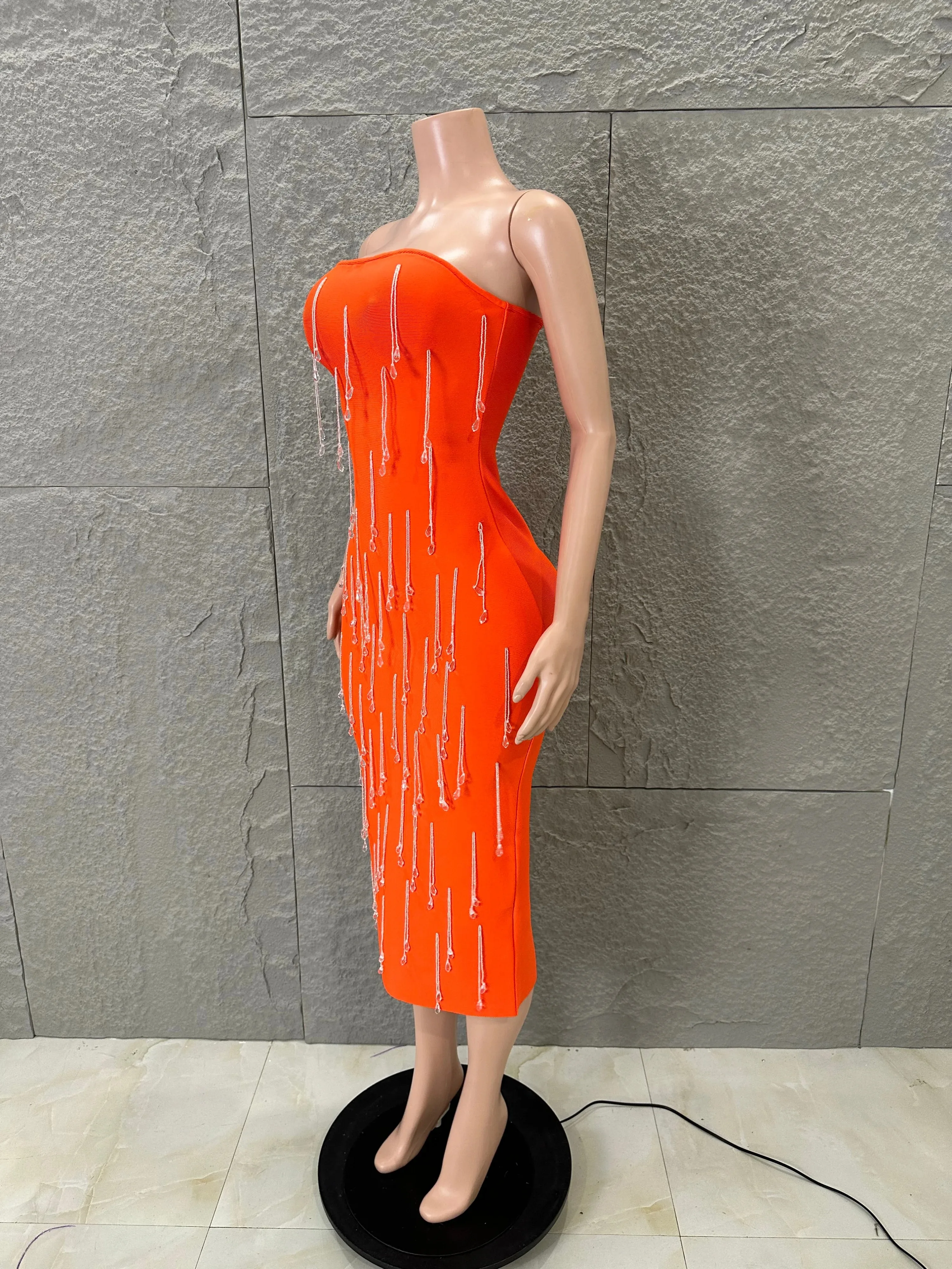 2026 New Celebrity Evening Dress Gown Premium Elegant Beaded Wrap Dress Tassel Detailing European-American Style
2026 New Celebrity Evening Dress Gown Premium Elegant Beaded Wrap Dress Tassel Detailing European-American Style