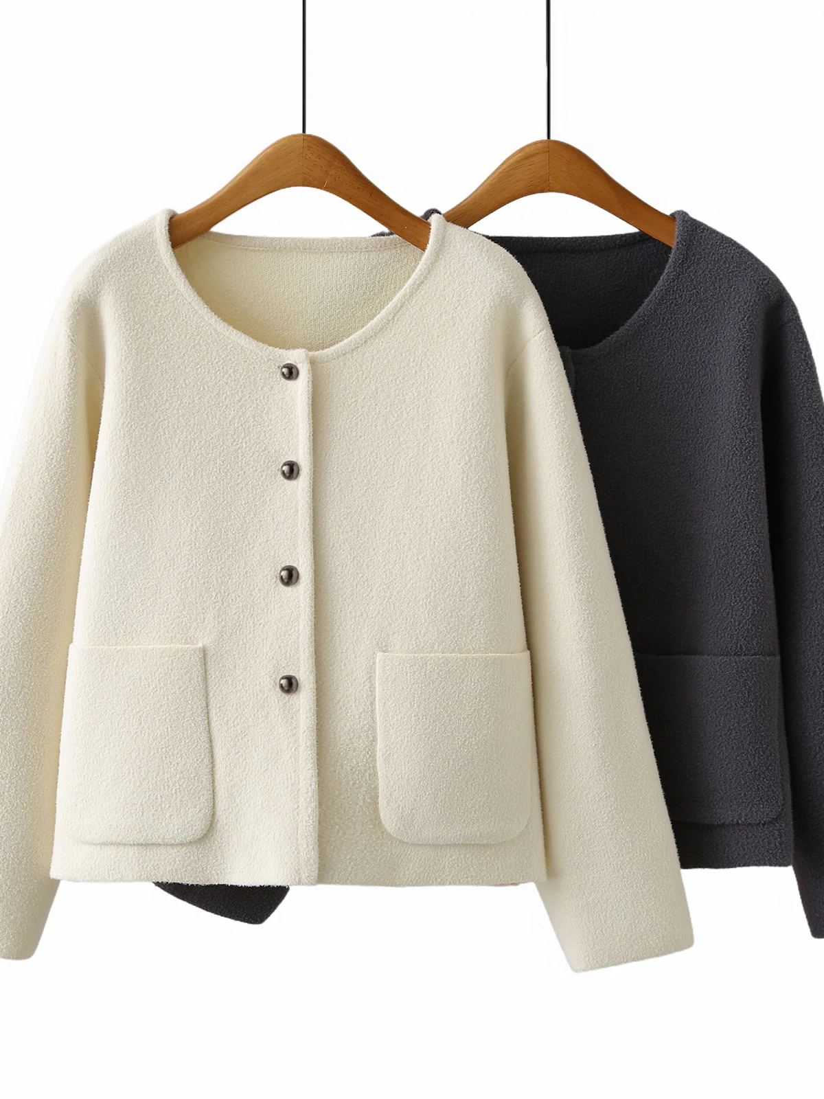 Casual Loose plus Size round Neck Long Sleeve Short Coat Korean Style Warm Polyester Fiber Women's Autumn Fashion Outerwear
Casual Loose plus Size round Neck Long Sleeve Short Coat Korean Style Warm Polyester Fiber Women's Autumn Fashion Outerwear