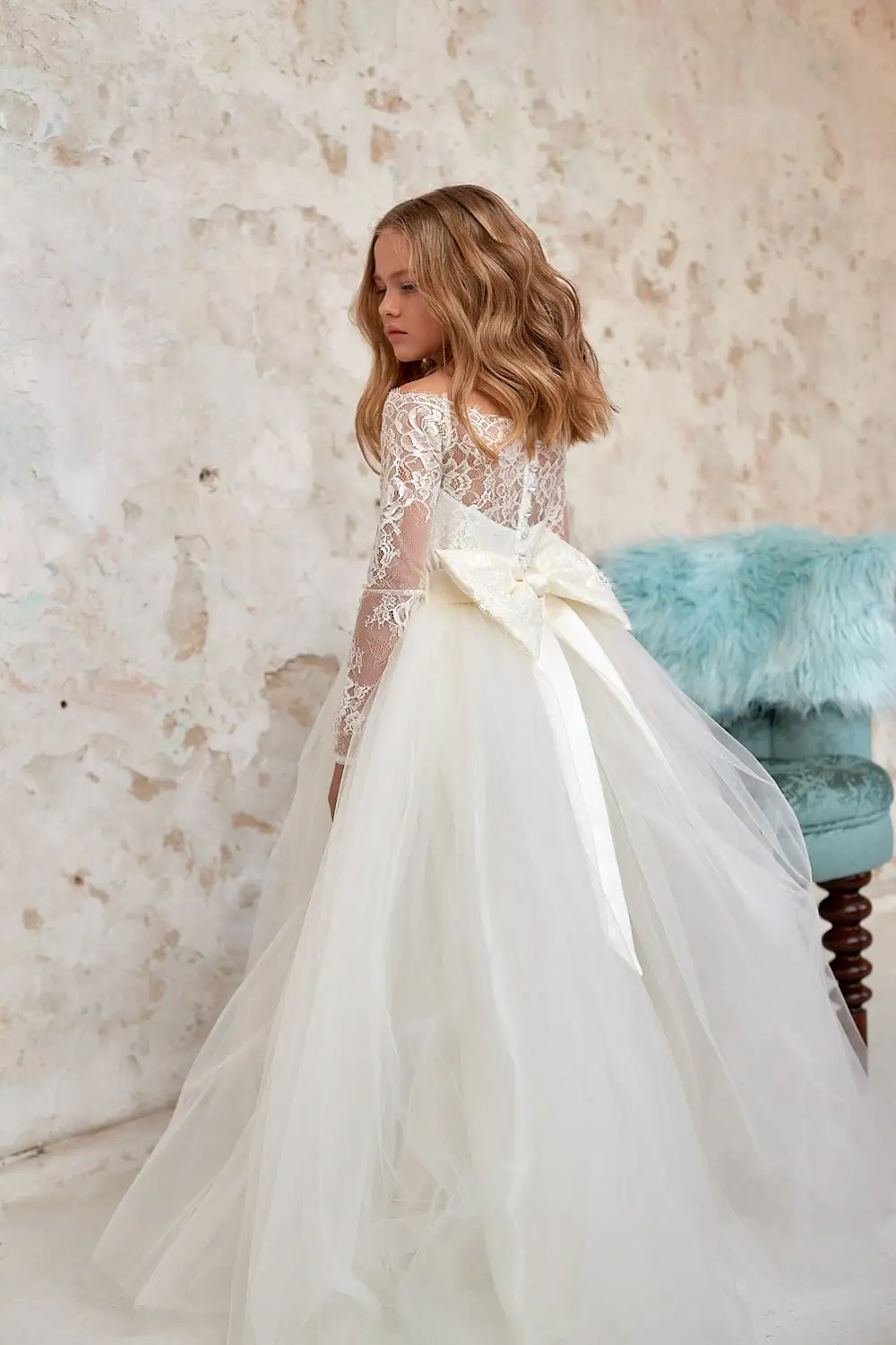 Flower Girl Dress for Weddings Bohemian Tulle Ivory White Lace Bow Princess Kids Ball Gown First Communion Pageant Evening Party
Flower Girl Dress for Weddings Bohemian Tulle Ivory White Lace Bow Princess Kids Ball Gown First Communion Pageant Evening Party