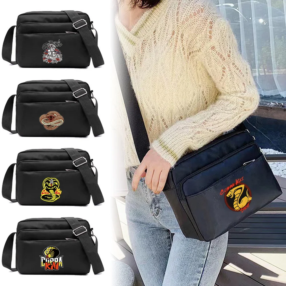 New Daily Shoulder Bag Cobra Printing with Secure Zipper Pockets and Adjustable Strap Combines Functionality and Clean Aesthetic
New Daily Shoulder Bag Cobra Printing with Secure Zipper Pockets and Adjustable Strap Combines Functionality and Clean Aesthetic