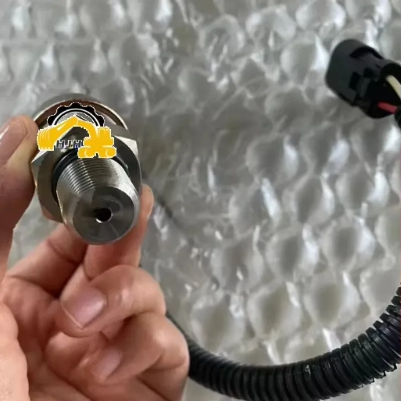 Hot saleFactory Direct Supply Wheel Loader Parts WA150 WA200 WA200PZ WA250L Pressure Sensor 418-06-36210 Oil Pressure Switch
Hot saleFactory Direct Supply Wheel Loader Parts WA150 WA200 WA200PZ WA250L Pressure Sensor 418-06-36210 Oil Pressure Switch