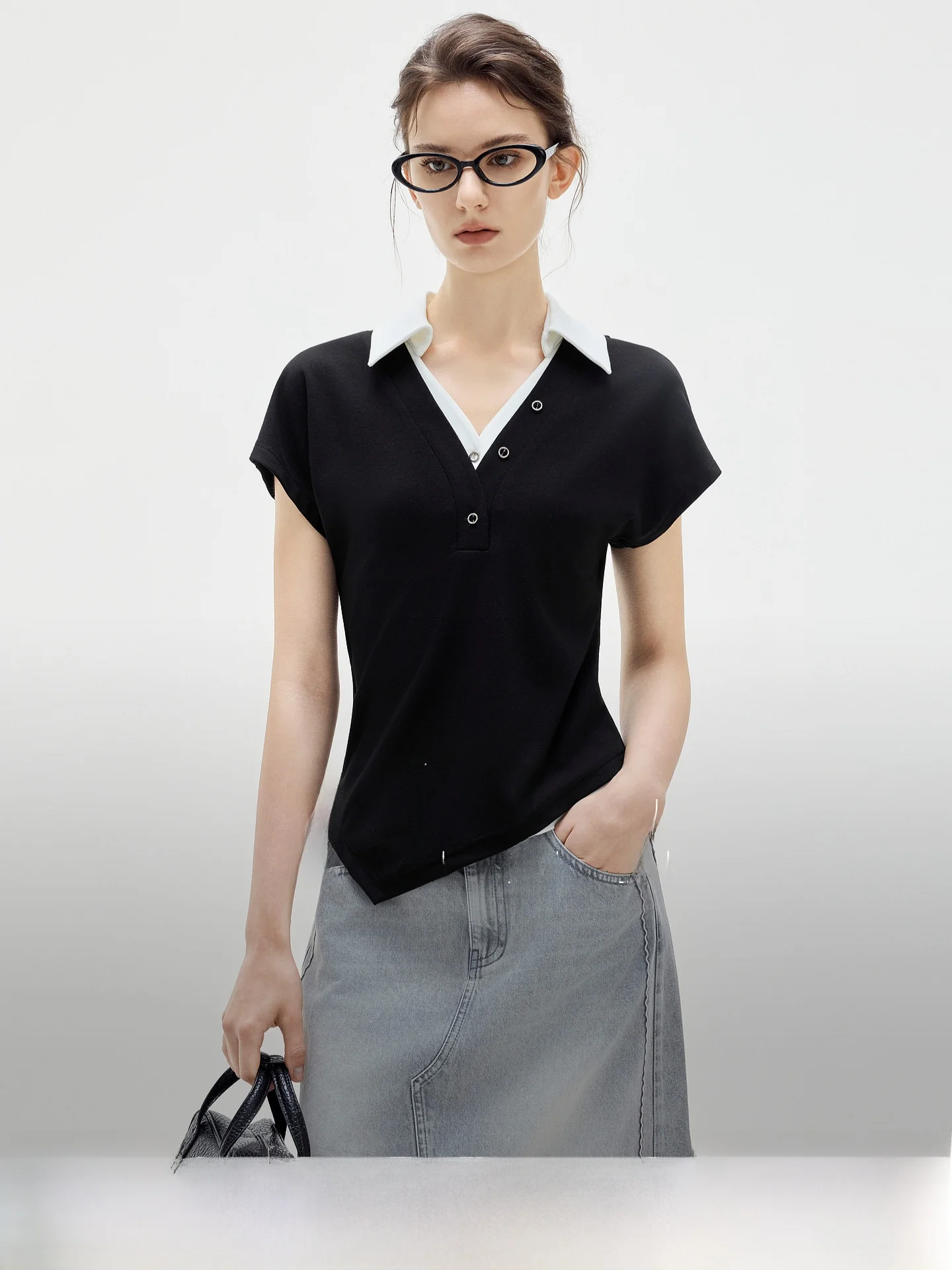 Elle Slim Fit Short Sleeve Neck T-Shirt Women's Summer New Style Color Block Design French Style Cotton Blend Tank Top
Elle Slim Fit Short Sleeve Neck T-Shirt Women's Summer New Style Color Block Design French Style Cotton Blend Tank Top