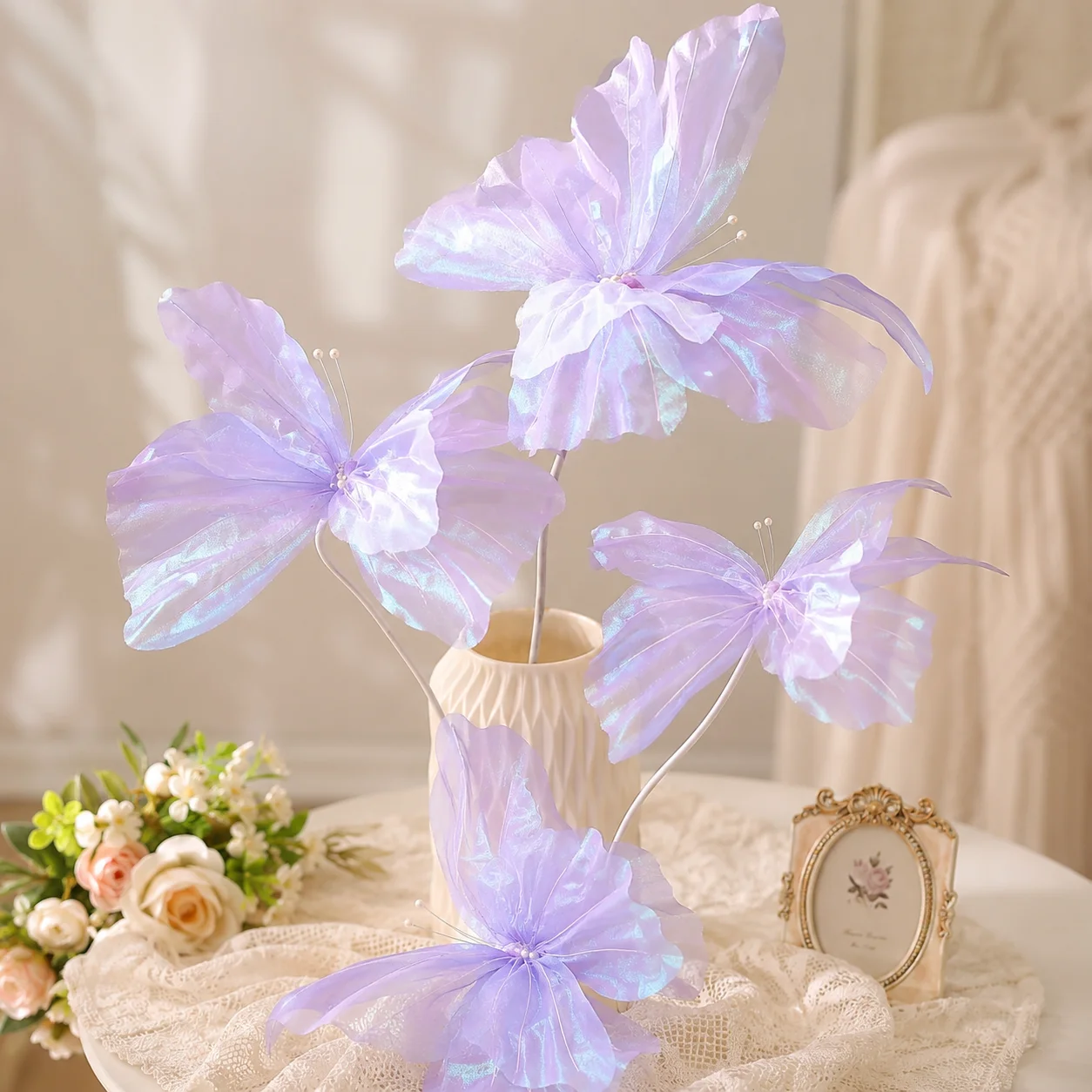 4pcs 3D Tulle Colorful Butterfly Photo Prop Decoration Outdoor Bridal Romantic Butterfly Decoration Props For Home Furnishings
4pcs 3D Tulle Colorful Butterfly Photo Prop Decoration Outdoor Bridal Romantic Butterfly Decoration Props For Home Furnishings