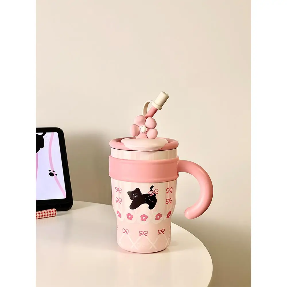 Large Capacity Design Insulated Mug with Straw for Office Women's High Aesthetic Value Cute Pink Desktop Water Cup
Large Capacity Design Insulated Mug with Straw for Office Women's High Aesthetic Value Cute Pink Desktop Water Cup