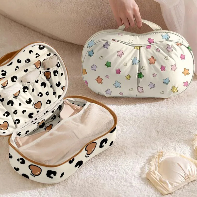 3D Shaping Underwear Storage Bag Travel Bra Lingerie Organizer Compression Resistant Underwear Travel Storage Pouch Case
3D Shaping Underwear Storage Bag Travel Bra Lingerie Organizer Compression Resistant Underwear Travel Storage Pouch Case