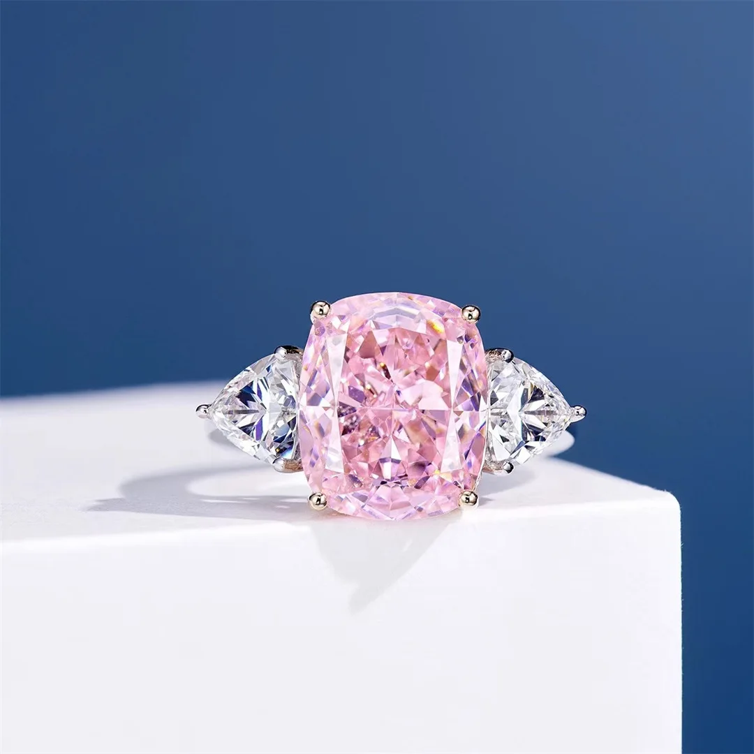 Pillow Cut Pink Diamond Ring 8 Carat Luxury Big Diamond Party Ring S925 Silver Fashion Colored Treasure Diamond Ring
Pillow Cut Pink Diamond Ring 8 Carat Luxury Big Diamond Party Ring S925 Silver Fashion Colored Treasure Diamond Ring