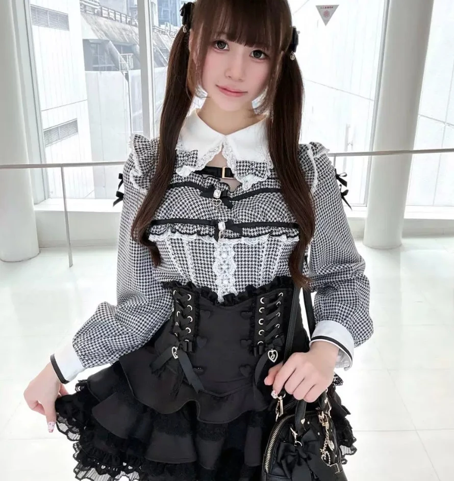 New Summer Japanese Liz Leather Buckle Cute Bows Lolita Short-sleeved and Long Sleeve Shirts Girl Women's Sweet Top Blouses
New Summer Japanese Liz Leather Buckle Cute Bows Lolita Short-sleeved and Long Sleeve Shirts Girl Women's Sweet Top Blouses