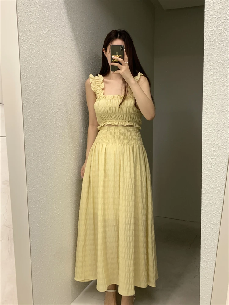 2025 летняя футболка для девочек, женский жилет без рукавов, укороченные топы с высокой талией, длинные юбки, женский комплект из двух предметов, тонкий, эластичный, облегающий
2025 летняя футболка для девочек, женский жилет без рукавов, укороченные топы с высокой талией, длинные юбки, женский комплект из двух предметов, тонкий, эластичный, облегающий