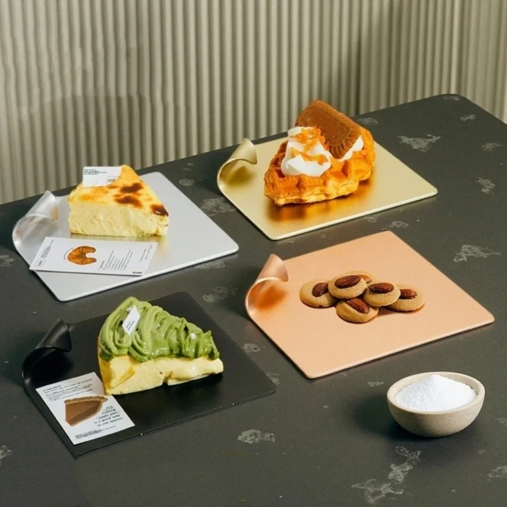 Aluminum Alloy Dessert Cake Plate Rust-proof Rolled Hem Design Fruit Tray Bread Tray Serving Platter Snack Tray Afternoon Tea
Aluminum Alloy Dessert Cake Plate Rust-proof Rolled Hem Design Fruit Tray Bread Tray Serving Platter Snack Tray Afternoon Tea