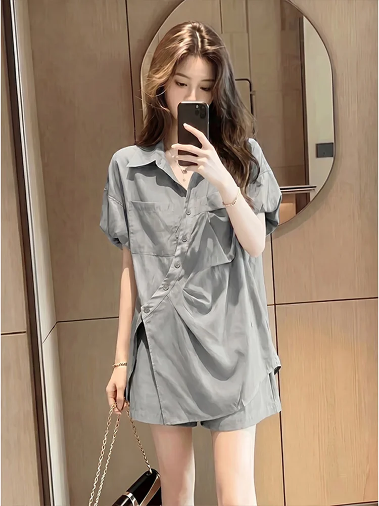 Elegant Collar Belted Waist Short Shirt Casual Shorts Two-Piece Set for Women Breathable Polyester Fiber Summer Wear
Elegant Collar Belted Waist Short Shirt Casual Shorts Two-Piece Set for Women Breathable Polyester Fiber Summer Wear