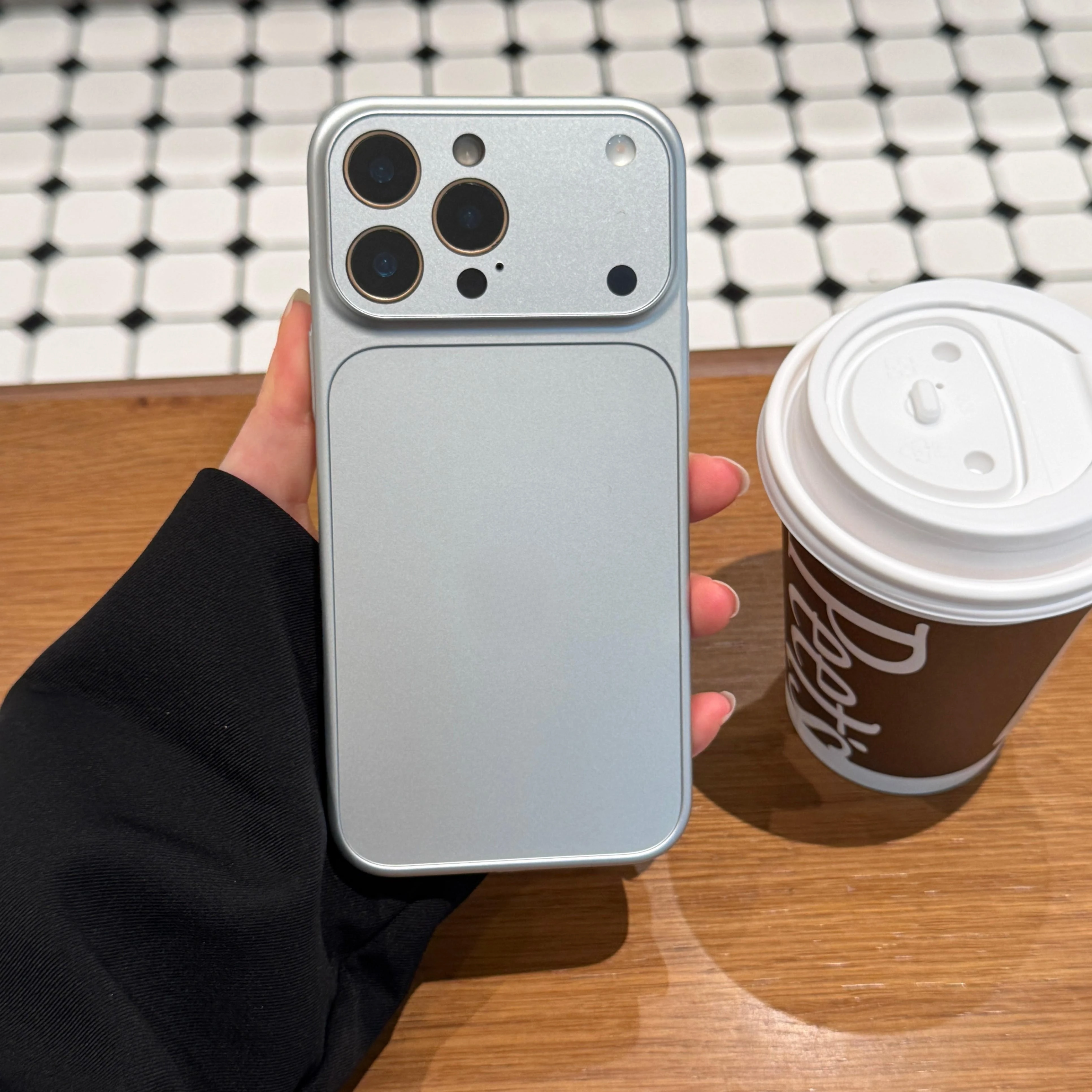 Чехол для iPhone 17 Pro Max, серебристый, металлический, противоударный, совместимый с iPhone 16, 15, 14, 13 Pro Max
Чехол для iPhone 17 Pro Max, серебристый, металлический, противоударный, совместимый с iPhone 16, 15, 14, 13 Pro Max