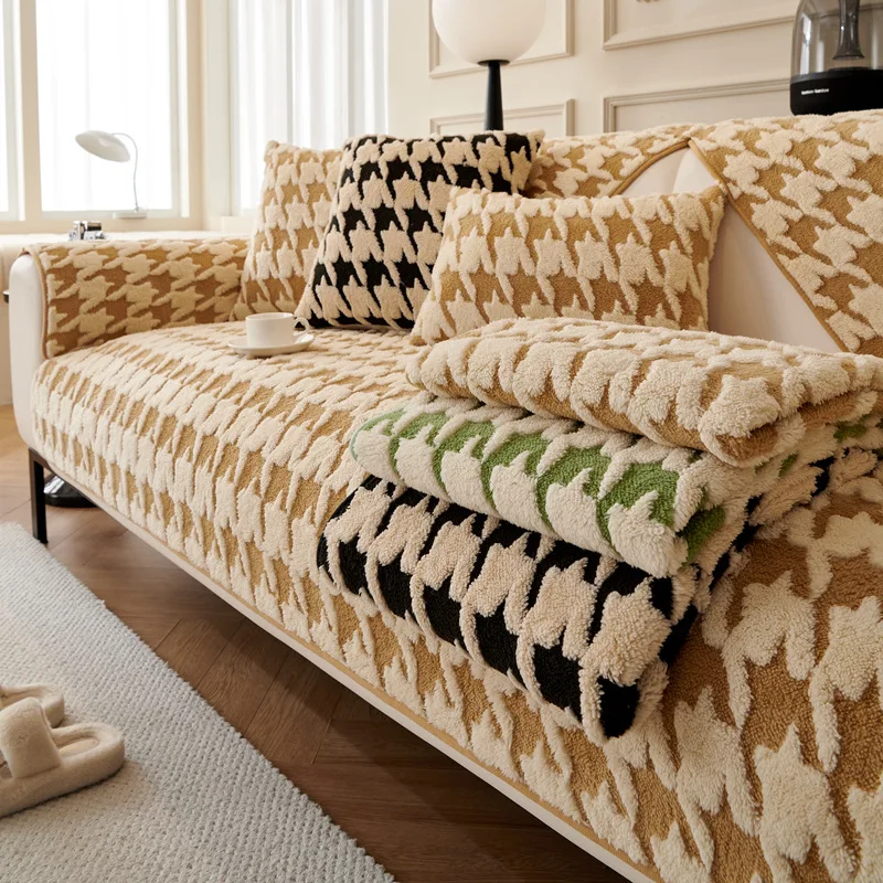 Plaid Jacquard Sofa Cushion Winter Plush Living Room Sofa Cover Thickened Padded Warm Non-Slip Backrest Cover Armrest Towels
Plaid Jacquard Sofa Cushion Winter Plush Living Room Sofa Cover Thickened Padded Warm Non-Slip Backrest Cover Armrest Towels