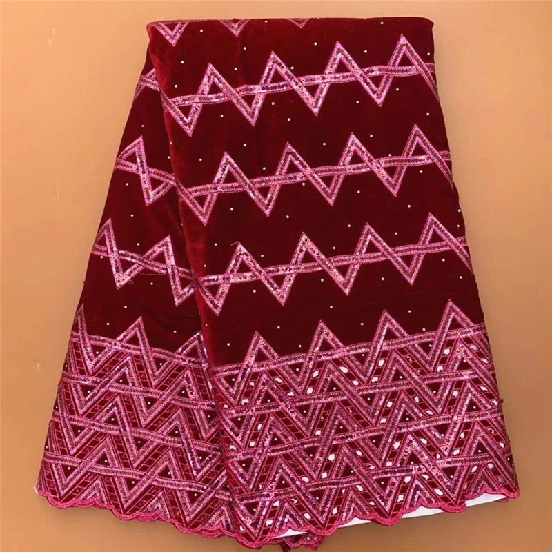 5 Yard Nigerian Flocking Velvet Sequins Lace Fabric High Quality African Heavy Beaded And Pearls For Woman Party Dresses PSJF376
5 Yard Nigerian Flocking Velvet Sequins Lace Fabric High Quality African Heavy Beaded And Pearls For Woman Party Dresses PSJF376