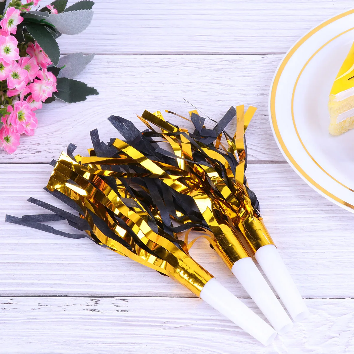 12Pcs Fringed Party Whistles Blowout Noise Makers Bright Colors Loud Cheering Props for Birthday Halloween 
12Pcs Fringed Party Whistles Blowout Noise Makers Bright Colors Loud Cheering Props for Birthday Halloween