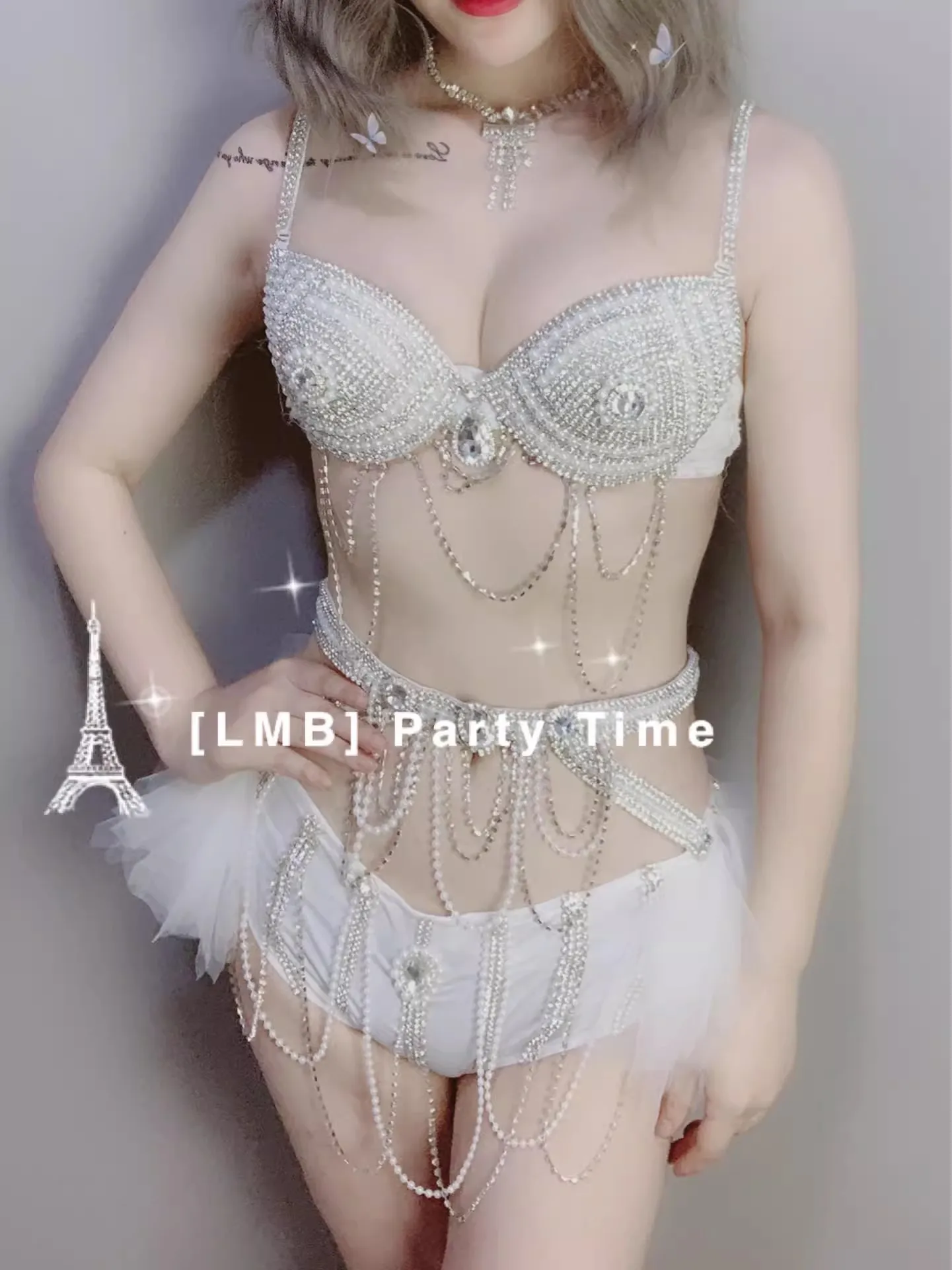 Black White Pearl Bikini Set Luxury Full Diamond Chain Performance Costume Sexy Female Singer DJ Dance Stage Party Show Clothing
Black White Pearl Bikini Set Luxury Full Diamond Chain Performance Costume Sexy Female Singer DJ Dance Stage Party Show Clothing
