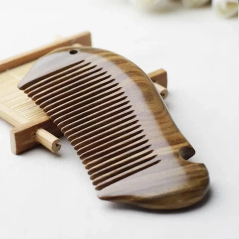 Green Sandalwood Comb 13cm Fish Comb Green Sandalwood Comb Supports Carving Anti-static Wood Comb 13*5.7*1.3cm
Green Sandalwood Comb 13cm Fish Comb Green Sandalwood Comb Supports Carving Anti-static Wood Comb 13*5.7*1.3cm