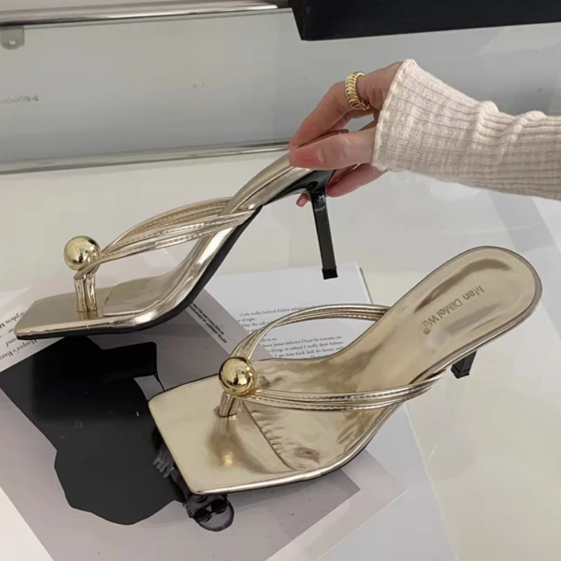 Fashion Clip Toe Women Slippers Square Toe High Heels Shoes Summer New Flip Flops 2025 Trend Sandals Pumps Dress Lady Chaussures
Fashion Clip Toe Women Slippers Square Toe High Heels Shoes Summer New Flip Flops 2025 Trend Sandals Pumps Dress Lady Chaussures