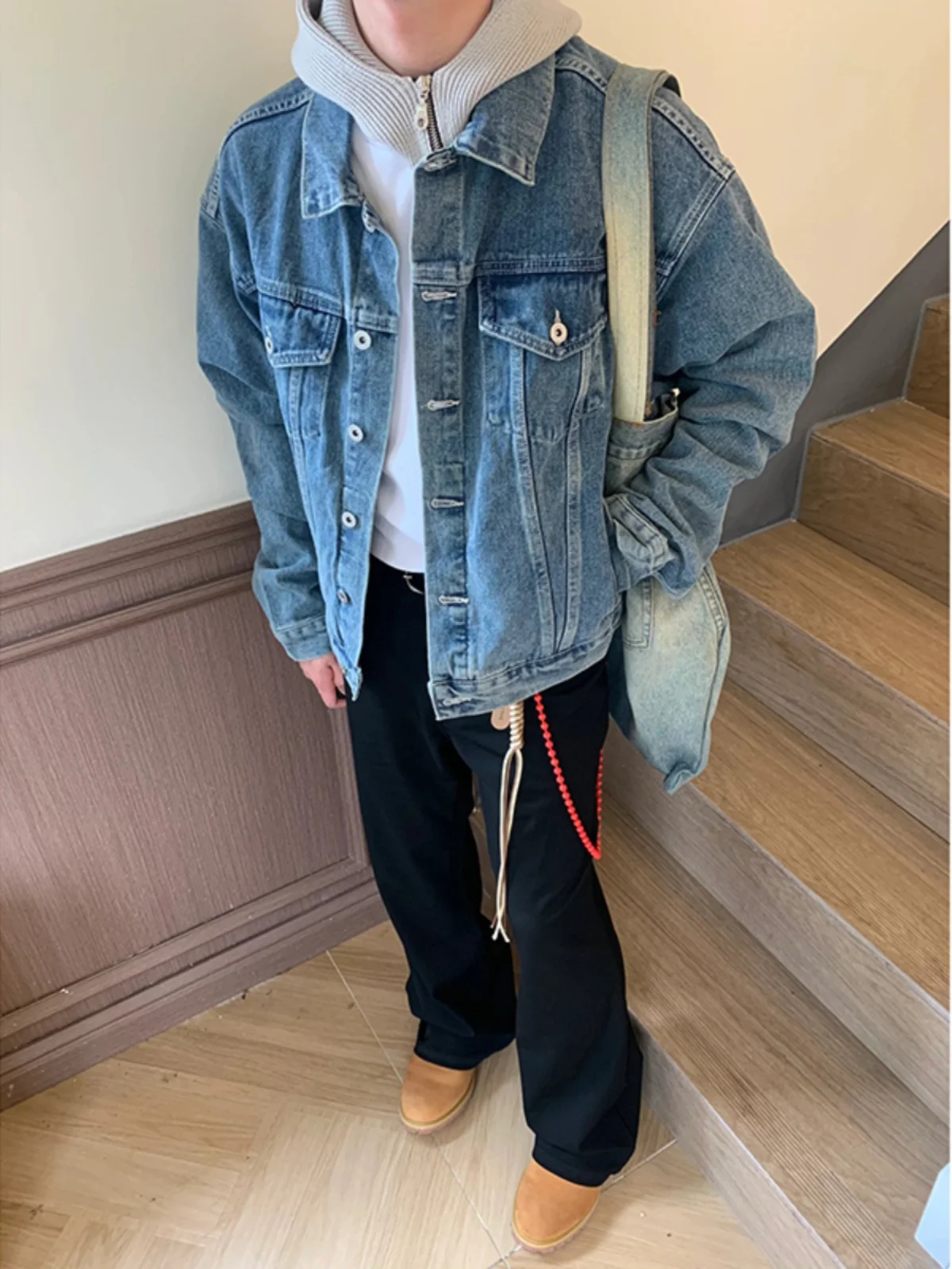 Vintage ort Men's Denim Jaet Spring High Street Cool Sle Cleanfit oulder Pad Jaet Casual Loose Fit Outerwear
Vintage ort Men's Denim Jaet Spring High Street Cool Sle Cleanfit oulder Pad Jaet Casual Loose Fit Outerwear