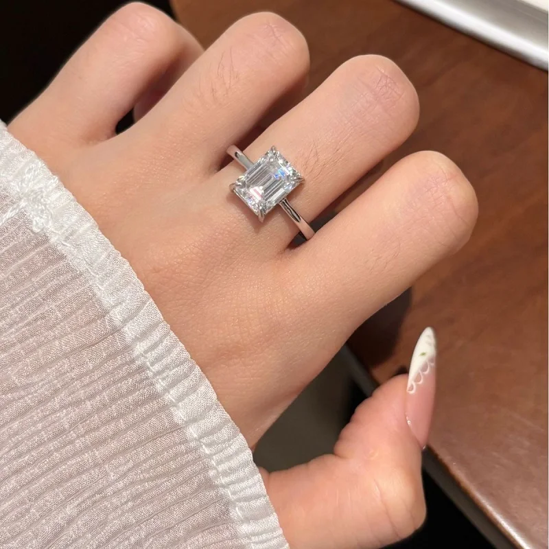 Apaison Luxury Sparkling 7x9 mm 3 Carat Moissanite Wedding Rings for Women - 925 Sterling Silver Anniversary Jewelry Gift
Apaison Luxury Sparkling 7x9 mm 3 Carat Moissanite Wedding Rings for Women - 925 Sterling Silver Anniversary Jewelry Gift