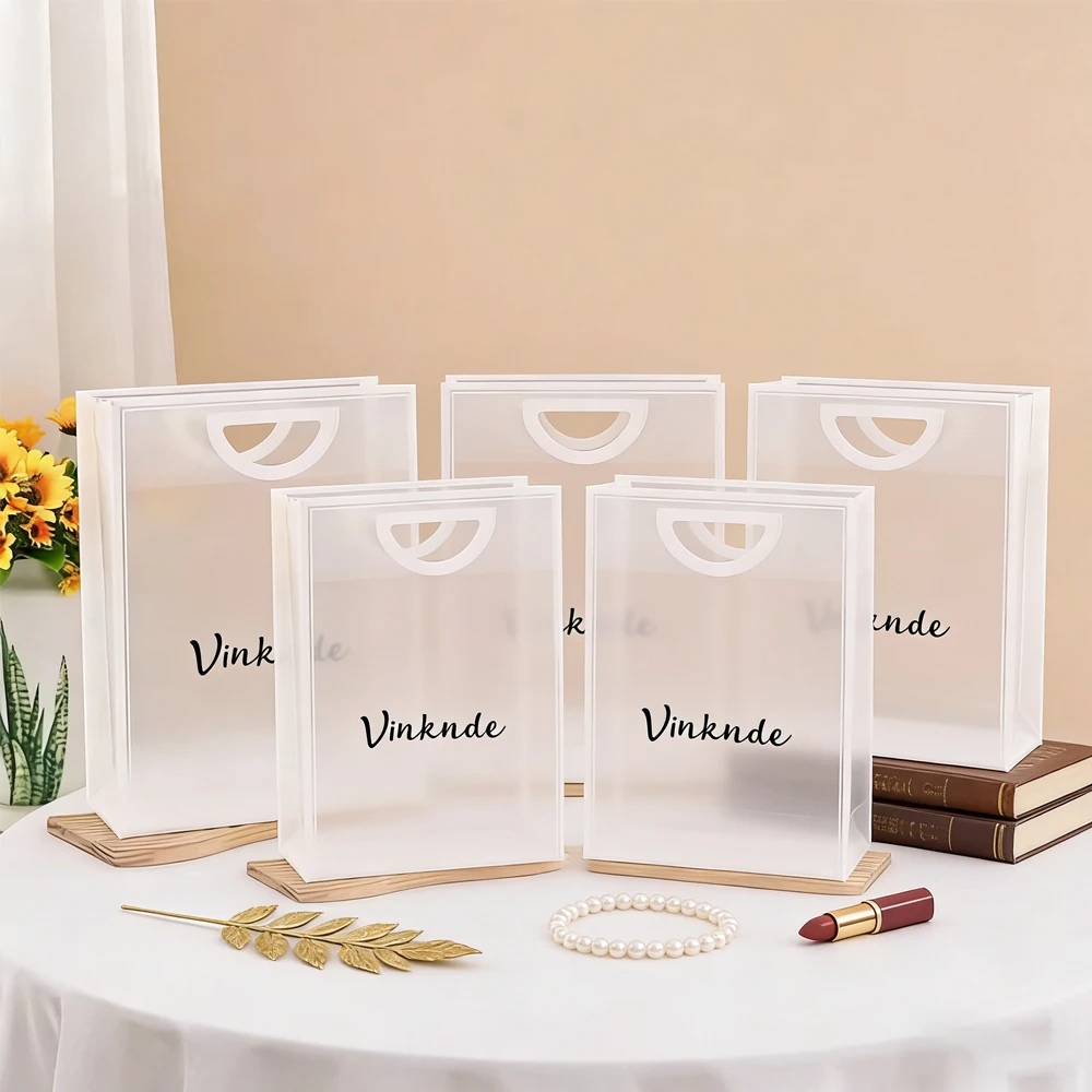 Customized Logo PP PVC Bags Wedding Portable Frosted Bag Bulk for Packaging Plastic Handle Gift Shopping Cosmetic Perfume Bags
Customized Logo PP PVC Bags Wedding Portable Frosted Bag Bulk for Packaging Plastic Handle Gift Shopping Cosmetic Perfume Bags