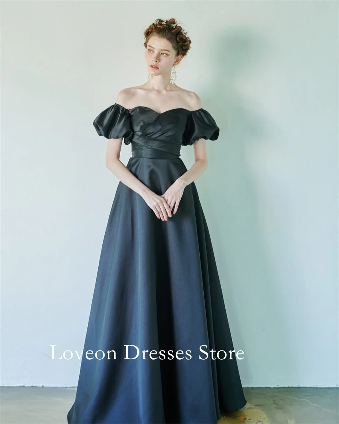Off the Shoulder Formal Evening Dresses Floor Length Puff Sleeves Black Korea Style Customized Elegant Prom Growns Party Women
Off the Shoulder Formal Evening Dresses Floor Length Puff Sleeves Black Korea Style Customized Elegant Prom Growns Party Women