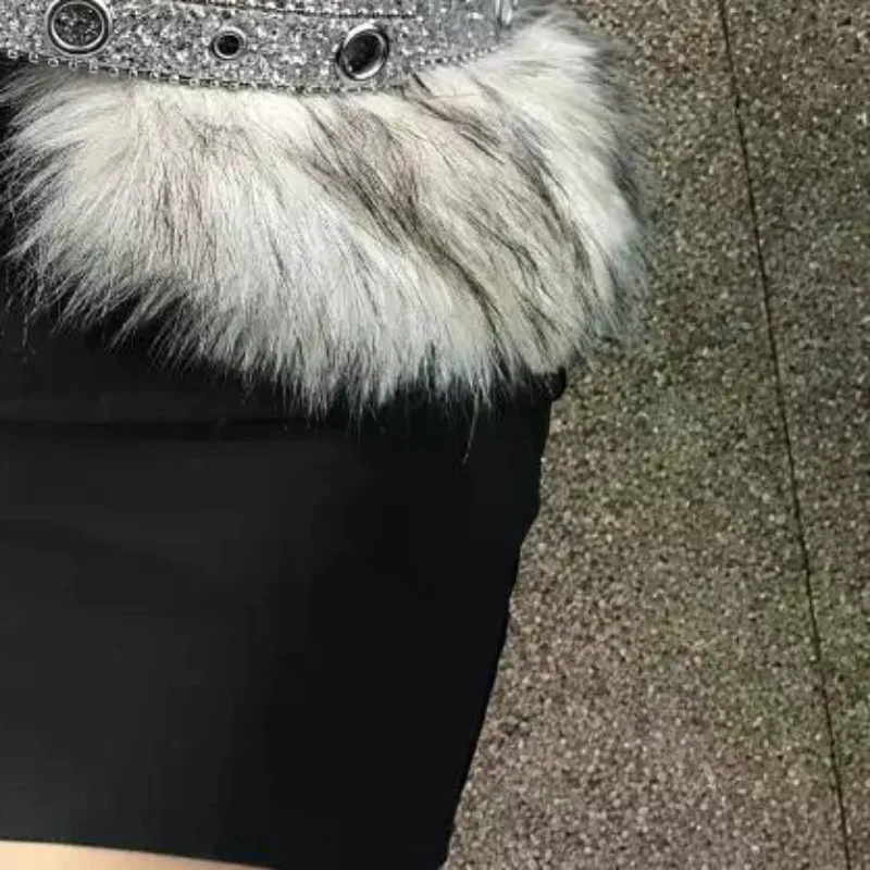 Vintage Faux Fur PU Leather Rhinestone Belt Y2K Furry Fur Gothic Punk Sexy Waistband Night Club Waist Chain Jeans Pants Decor
Vintage Faux Fur PU Leather Rhinestone Belt Y2K Furry Fur Gothic Punk Sexy Waistband Night Club Waist Chain Jeans Pants Decor