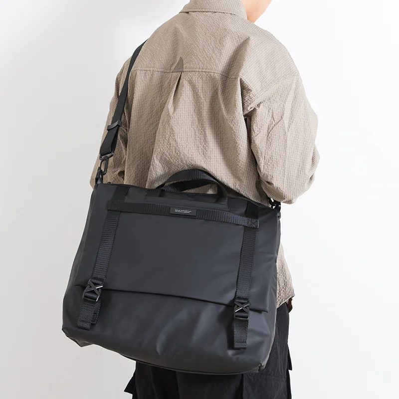 apanese Zipper Waterproof Nylon Men‘s Bag Shoulder Square Man Bag Causal Urban Travel Sports Crossbody Men Messenger Bag Bags
apanese Zipper Waterproof Nylon Men‘s Bag Shoulder Square Man Bag Causal Urban Travel Sports Crossbody Men Messenger Bag Bags