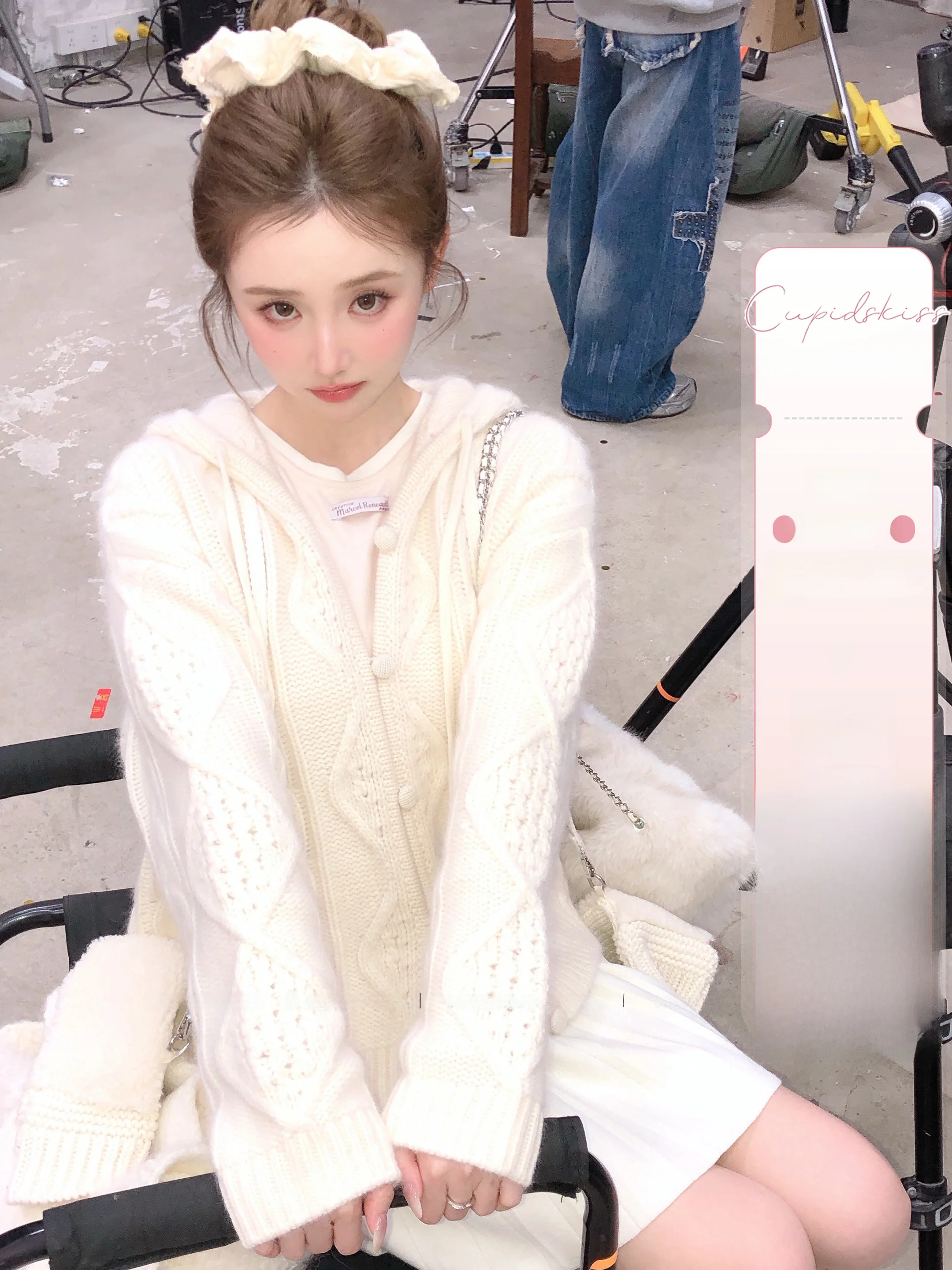 Мягкий вязаный кардиган-пальто из искусственного меха с узором «витиеватый узор», плотный, 850 г, женский, свободного кроя, длинный рукав, CSK Cupid Winter Fashion
Мягкий вязаный кардиган-пальто из искусственного меха с узором «витиеватый узор», плотный, 850 г, женский, свободного кроя, длинный рукав, CSK Cupid Winter Fashion