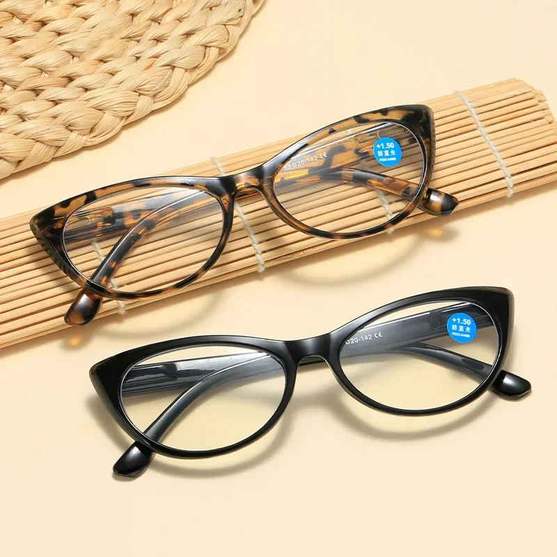 Retro Floral Printed Reading Glasses Women Anti Blue Light Cateye Computer Eyewear Ladies Reader Eyewear With +1.0 to +4.0
Retro Floral Printed Reading Glasses Women Anti Blue Light Cateye Computer Eyewear Ladies Reader Eyewear With +1.0 to +4.0