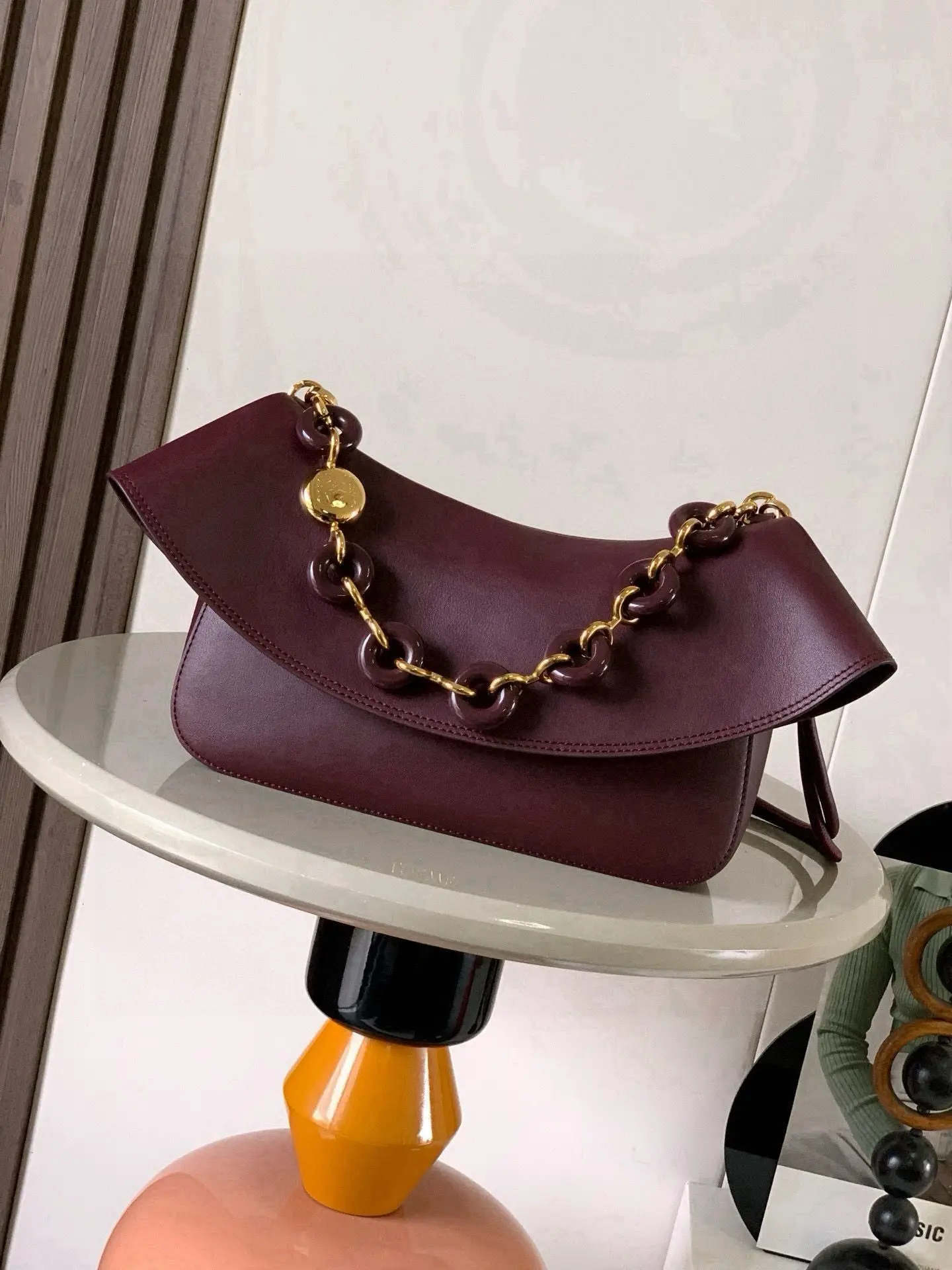 Burgundy Leather Shoulder Bag, Sleek Flap Purse with Chunky Resin & Gold Chain, Luxury Designer Inspired Women's Handbag
Burgundy Leather Shoulder Bag, Sleek Flap Purse with Chunky Resin & Gold Chain, Luxury Designer Inspired Women's Handbag