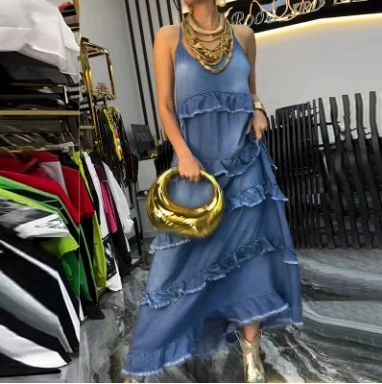Solid Color V-Neck Fashionable Fleece Patchwork Denim Dress, Summer Round Neck Slim Fit Pleated Hem Hanging Neck Dress
Solid Color V-Neck Fashionable Fleece Patchwork Denim Dress, Summer Round Neck Slim Fit Pleated Hem Hanging Neck Dress