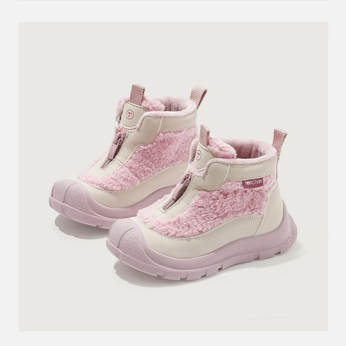 Брендовые ботинки для девочек 25, осенние новые модные зимние женские зимние туфли с бархатной детской обувью, противоскользящие детские зимние ботинки на платформе, женские ботинки
Брендовые ботинки для девочек 25, осенние новые модные зимние женские зимние туфли с бархатной детской обувью, противоскользящие детские зимние ботинки на платформе, женские ботинки