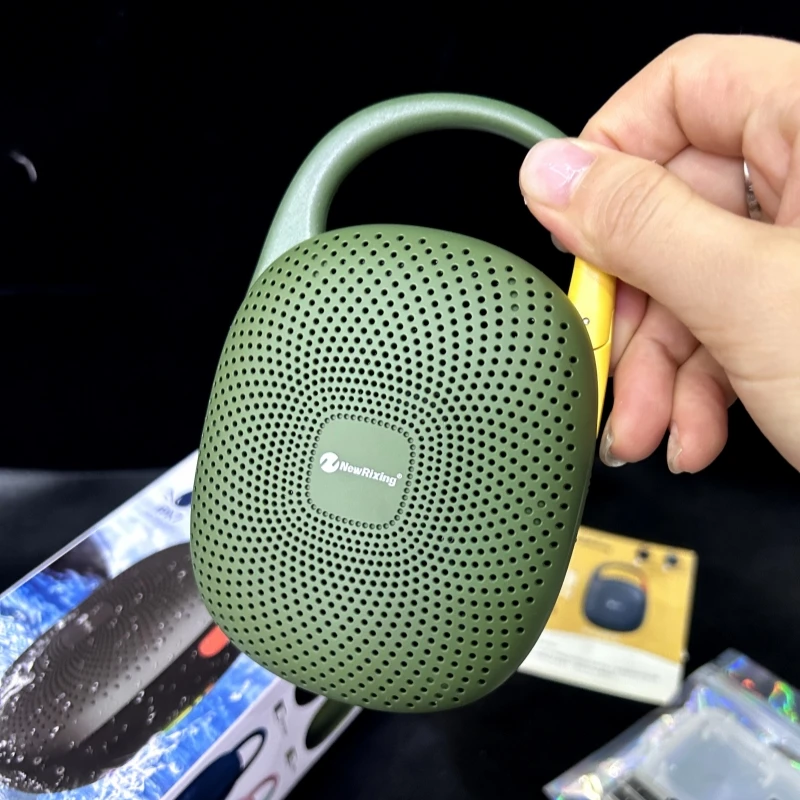 Original Outdoor Subwoofer Mini Portable Wireless Bluetooth Speakers With Hook Colorful RGB Light Bass Speaker for Mobile Phone
Original Outdoor Subwoofer Mini Portable Wireless Bluetooth Speakers With Hook Colorful RGB Light Bass Speaker for Mobile Phone