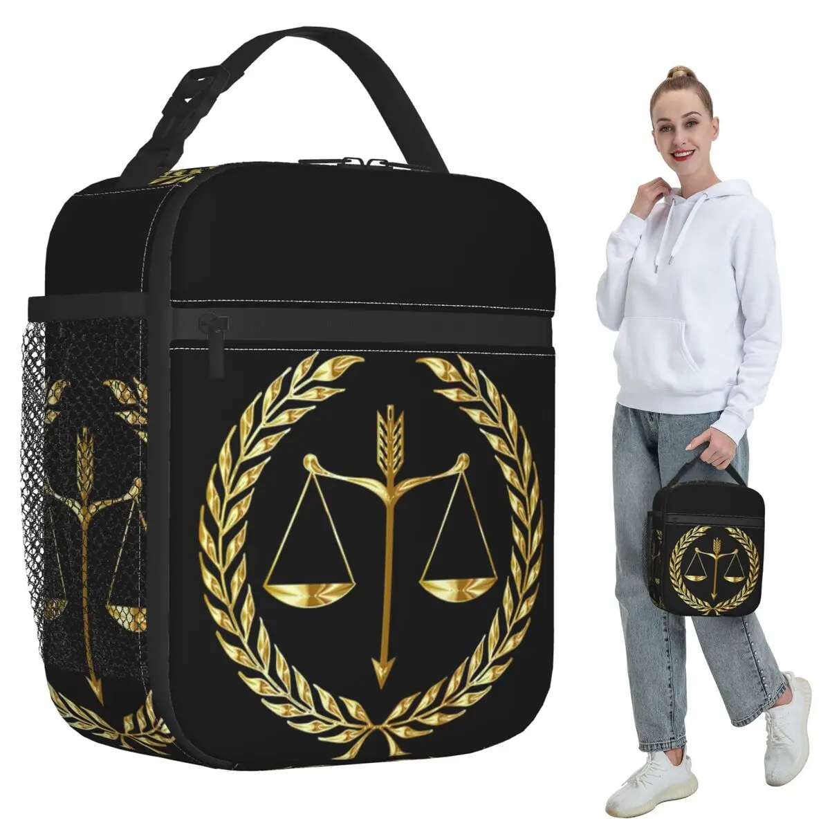 Изолированная сумка для обеда с логотипом Gold Scales Of Justice Law для женщин, термосумка для офиса, термоконтейнер для еды, сумка-тоут, контейнер для обедов
Изолированная сумка для обеда с логотипом Gold Scales Of Justice Law для женщин, термосумка для офиса, термоконтейнер для еды, сумка-тоут, контейнер для обедов